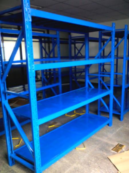 供應(yīng)中型貨架-輕型貨架-貨架生產(chǎn)商