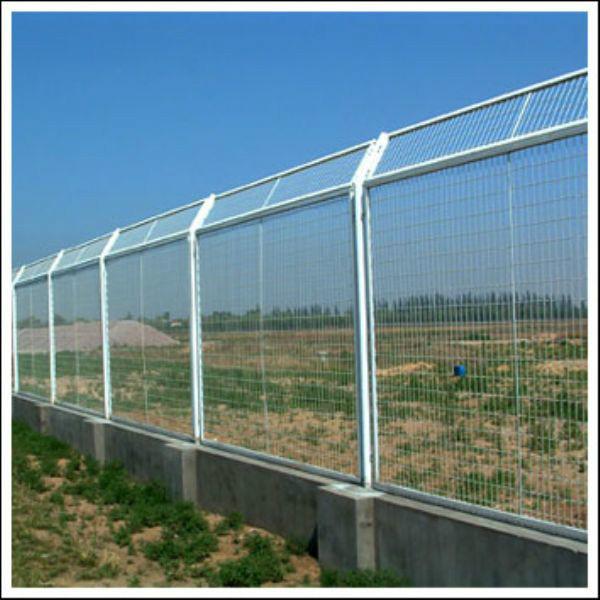 公路護(hù)欄價(jià)格圖片/公路護(hù)欄價(jià)格樣板圖 (2)