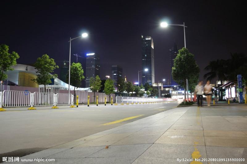 供應(yīng)用于的唐山LED路燈道路LED路燈生產(chǎn)廠家，LED路燈價(jià)格，專業(yè)LED路燈生產(chǎn)廠家，唐山東南創(chuàng)通國際燈具廠家