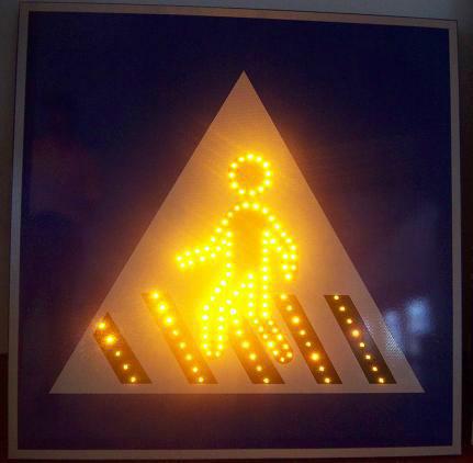 供應文山市太陽能人行橫道指示標志，硯山縣太陽能指示燈，文山市交通設施