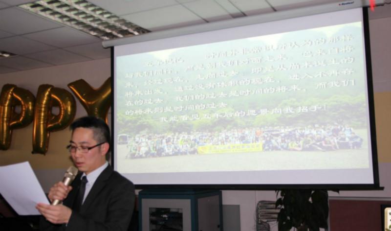 供應(yīng)打包機(jī)進(jìn)口清關(guān)門到門13917330767