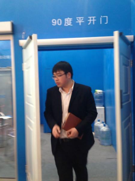 供應(yīng)自動平開門