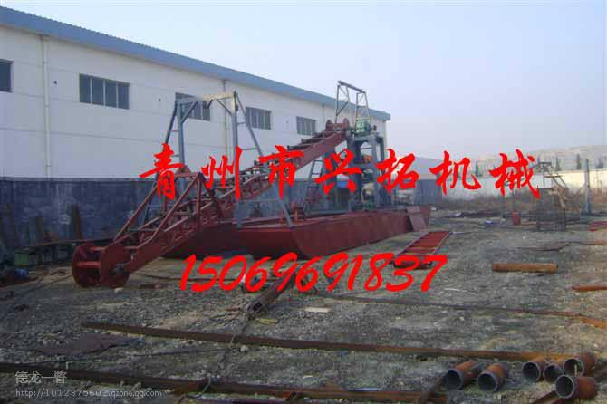 供應(yīng)挖沙船生產(chǎn)廠家挖沙船價格