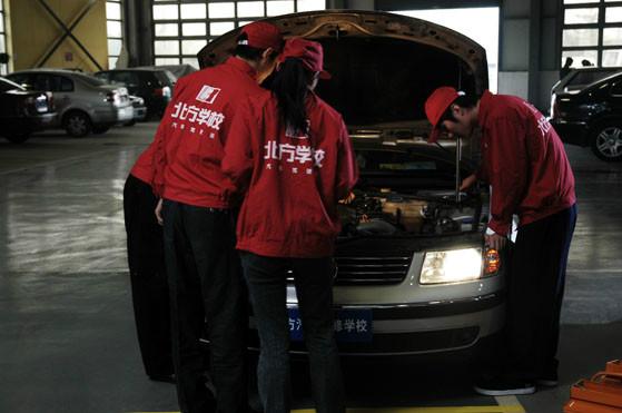 供應(yīng)鄭州學(xué)汽車美容到哪里