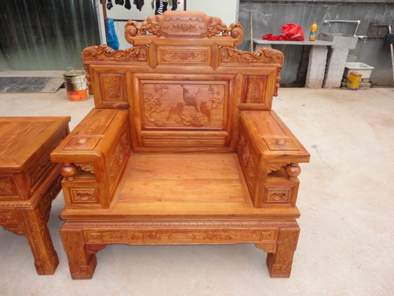 供應(yīng)財源滾滾沙發(fā)11件套檀雕