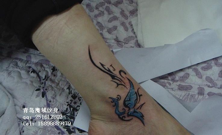 青島魔域紋身女士小腿花紋身