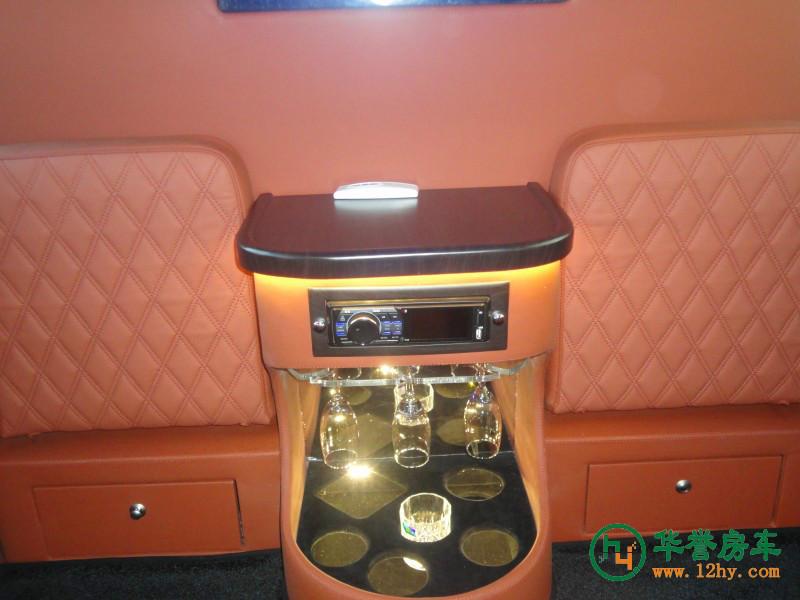 供應(yīng)房車改裝專業(yè)生產(chǎn)商，房車改裝，房車改裝廠家批發(fā)