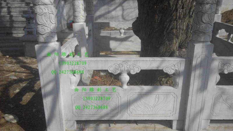 供應(yīng)漢白玉護欄廠家