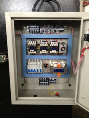 供應(yīng)30T/1600液壓數(shù)顯折彎機 優(yōu)質(zhì)小型折彎機 安徽折彎機