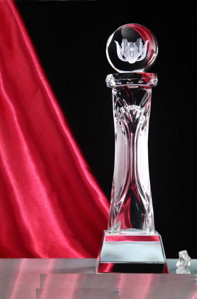 供應(yīng)南充水晶獎(jiǎng)杯定做金屬合金獎(jiǎng)杯