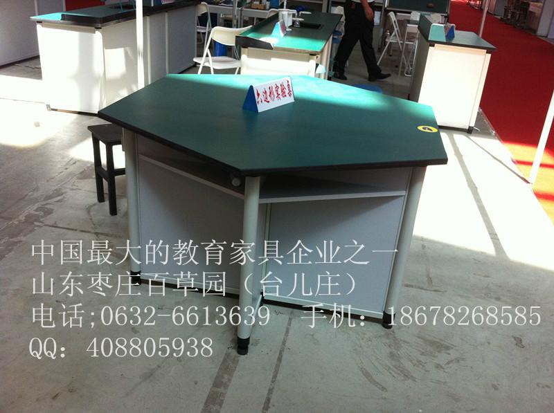 實(shí)驗(yàn)室桌圖片