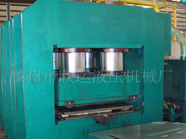 供應(yīng)鋼木門成型液壓機(jī)  八柱式鋼木門壓花機(jī)