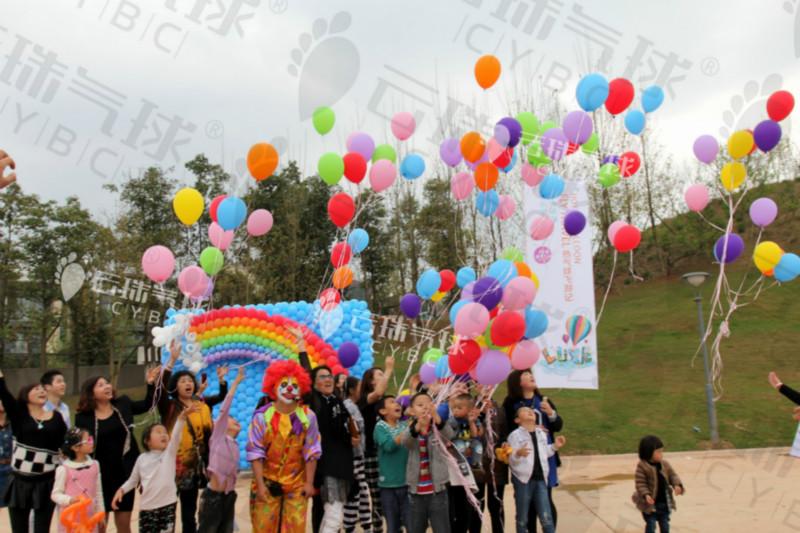 踏春麓湖/歡樂家庭派對/氣球派對圖片