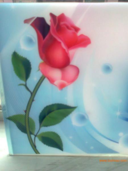 供應(yīng)自助研發(fā)UV平板打印機(jī)