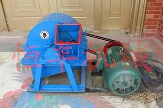 找木材粉碎機(jī)來(lái)山東恒豐樹(shù)枝粉碎機(jī)圖片