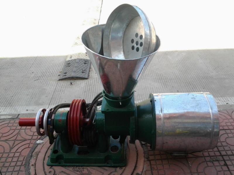 供應(yīng)小麥磨面機(jī)多少錢2014年新型磨面機(jī)