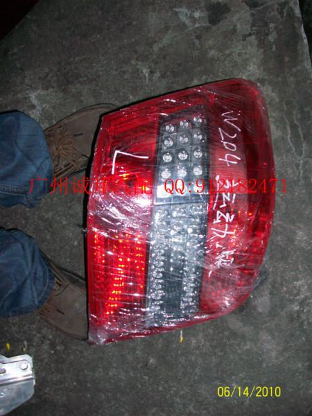 供應(yīng)奔馳164奔馳204新老款尾燈原裝拆車件二手件