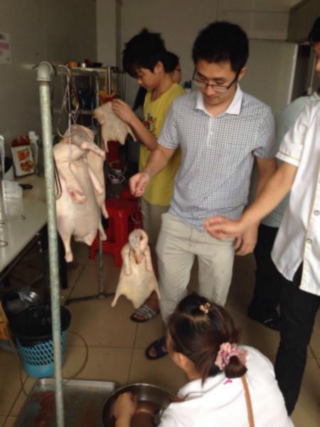 供應(yīng)深圳爆烤鴨培訓(xùn)全程師傅手把手教