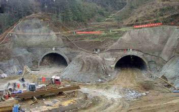 供應(yīng)河南混凝土硅質(zhì)密實劑廠家電話，硅質(zhì)密實劑生產(chǎn)廠家