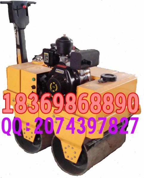 供應駕式振動壓路機