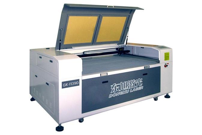 廠家供應(yīng)木質(zhì)燈具加工激光機(jī)