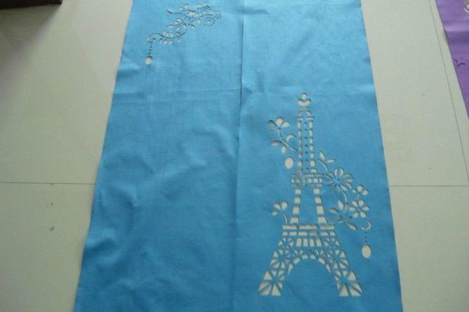 供應服裝行業(yè)用激光切割機