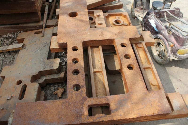 供應(yīng)即墨市生鐵鑄件 砂型工藝鑄件 機(jī)械零部件 灰鐵球鐵鑄件