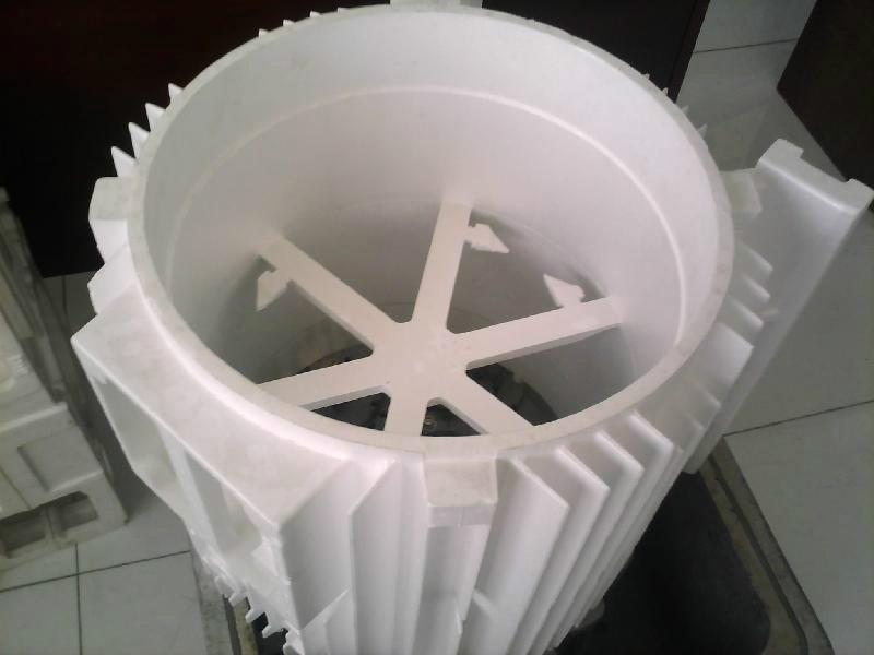 高速公路橋梁護(hù)欄支撐架