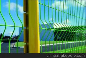 供應(yīng)三角折彎型防護(hù)網(wǎng)系列