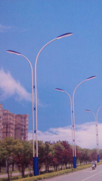 供應(yīng)濟(jì)寧路燈廠 濟(jì)寧路燈廠家 濟(jì)寧路燈廠家批發(fā) 濟(jì)寧路燈廠家供應(yīng)