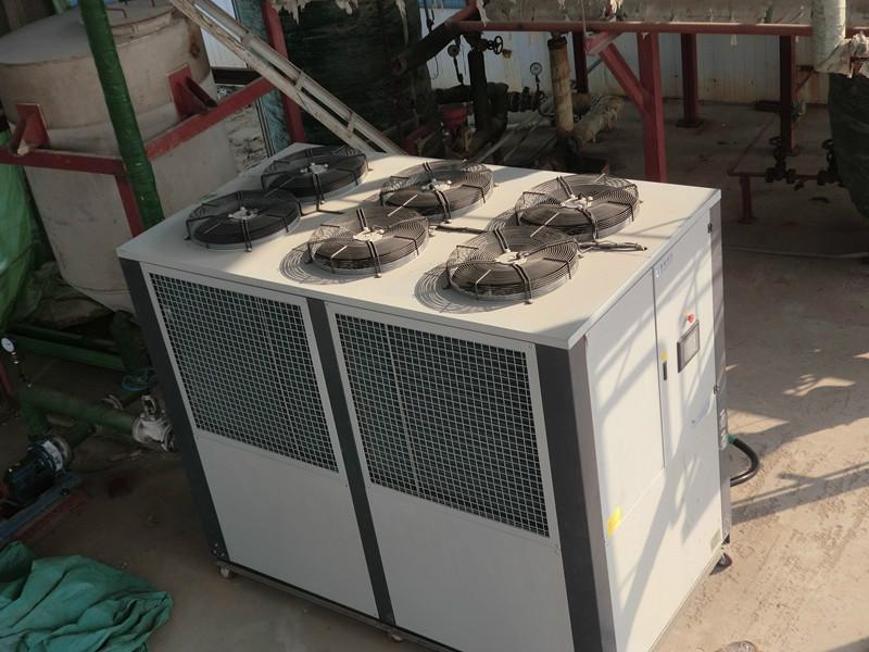 供應(yīng)山東電鍍液*冷水機組