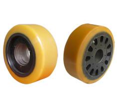 供應(yīng)用于的叉車實(shí)心輪胎價(jià)格