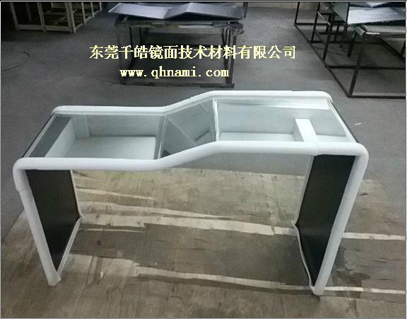 供應(yīng)折彎玻璃鏡片