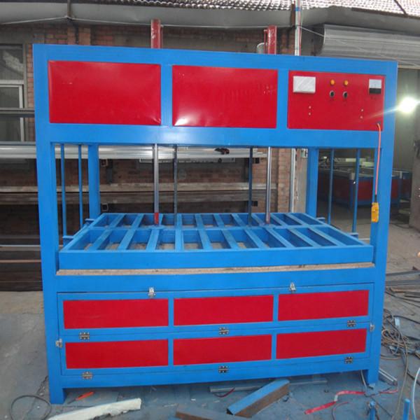 供應(yīng)廣告亞克力吸塑機