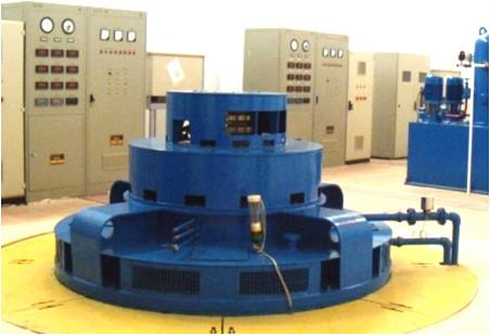 供應(yīng)重慶賽力盟交流同步發(fā)電機現(xiàn)場堪線作業(yè)