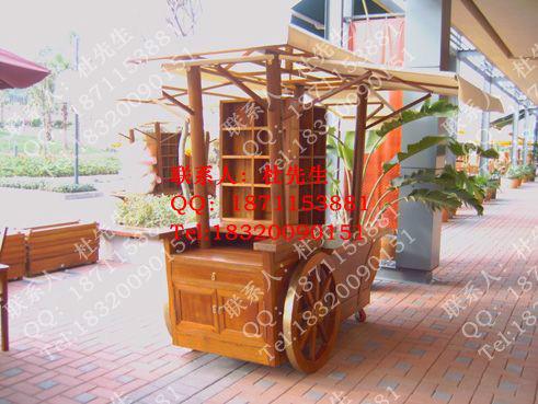 供應(yīng)迪斯尼廣場(chǎng)售貨車香港售貨車卡通車