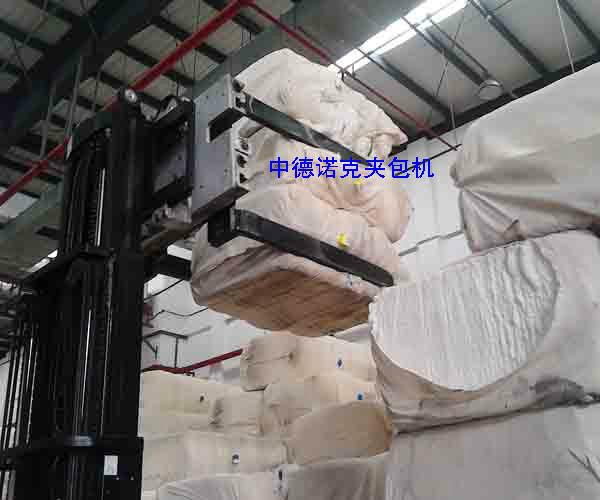 供應(yīng)叉車屬具生產(chǎn)廠家叉車抱磚夾叉車夾磚夾