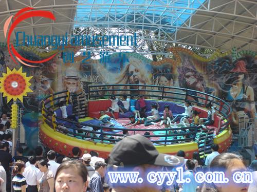 供應(yīng)驚險(xiǎn)刺激好玩的迪斯科轉(zhuǎn)盤(pán) 火爆款游藝機(jī)