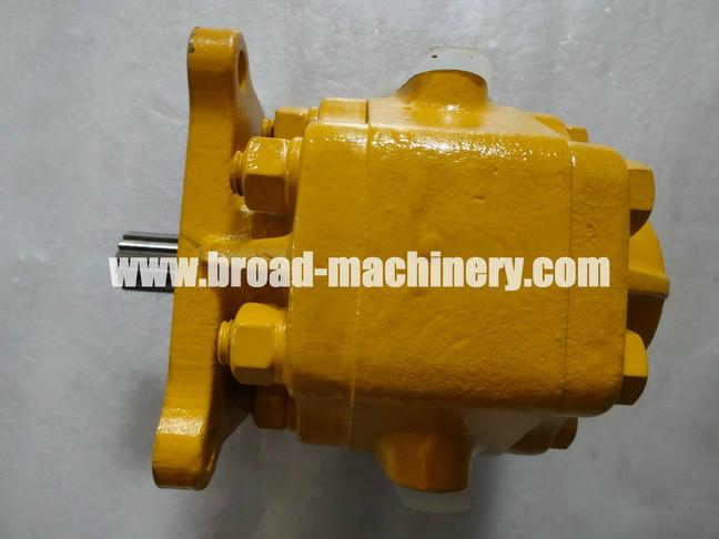 供應(yīng)山推配件變速泵SD32變速泵