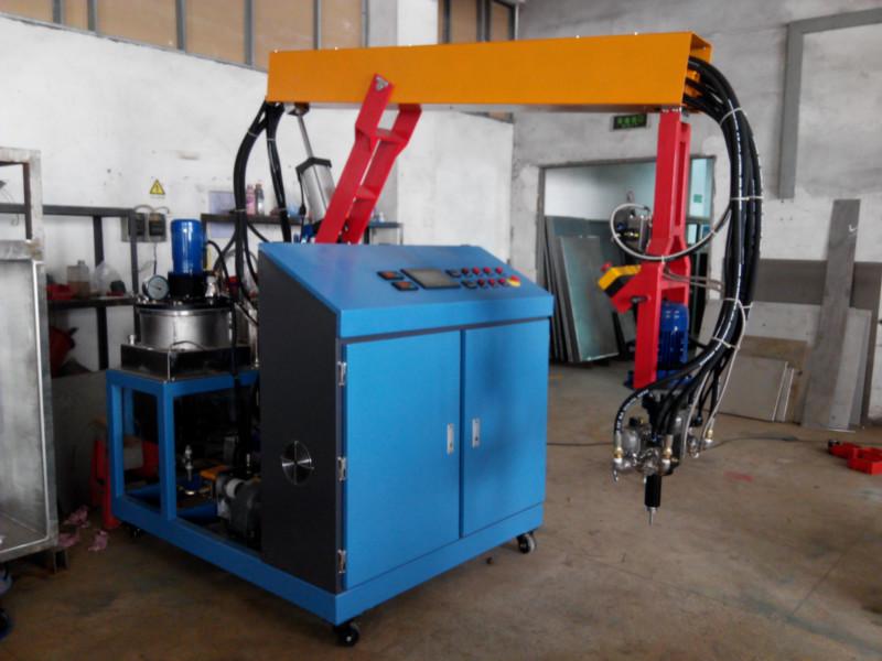 供應(yīng)低壓灌注機(jī)DG20生產(chǎn)廠家 出廠價(jià)