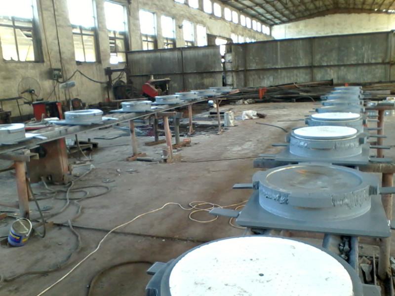 滑動(dòng)鉸支座圖片