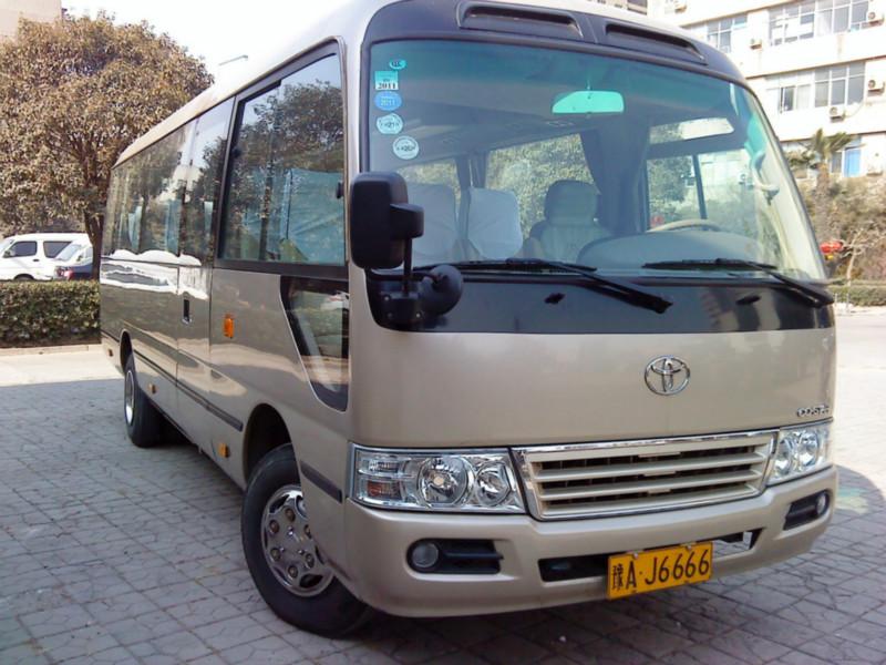 供應豐田的考斯特，豐田考斯特出租，豐田考斯特租賃，豐田考斯特接待