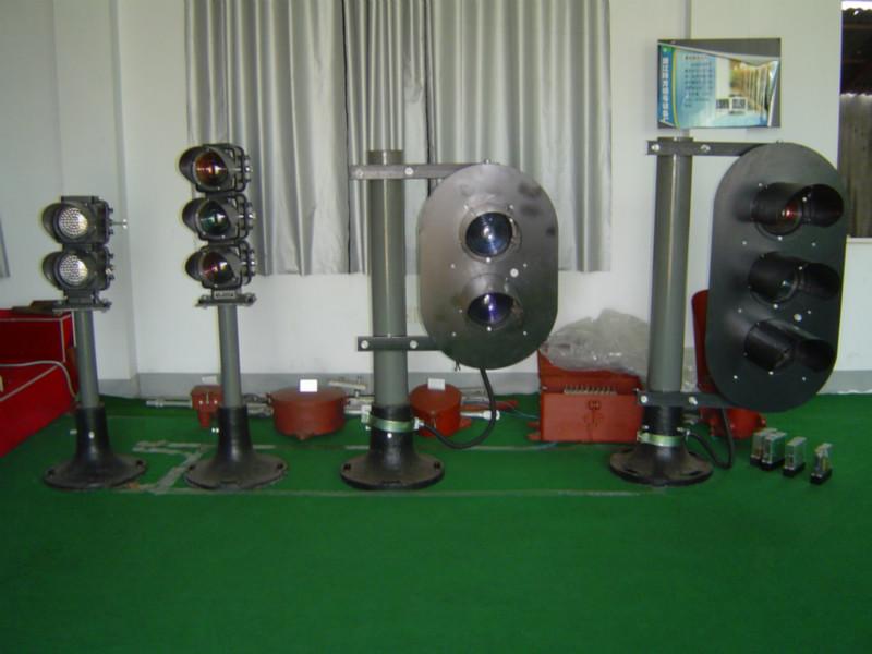供應(yīng)XSG-3高三顯信號機構(gòu)