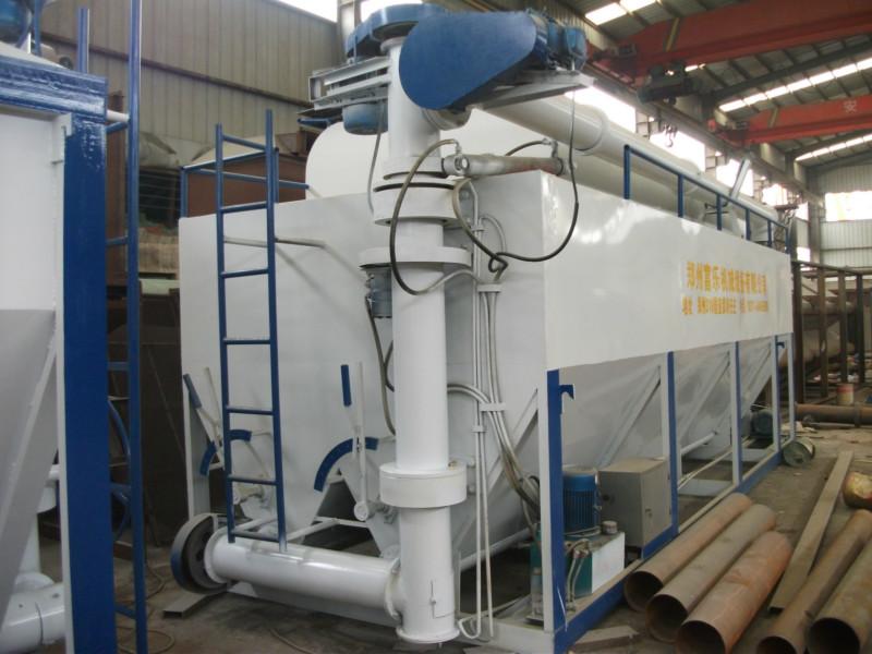 供應(yīng)散裝飼料運(yùn)輸車散裝飼料運(yùn)輸車廠家直銷飼料運(yùn)輸車散裝飼料車