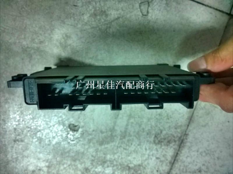 供應(yīng)奔馳210電腦板變速箱波箱模塊E240，廣州奔馳配件直營店