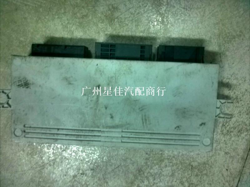 供應(yīng)廣州寶馬Z4燈光電腦3氙氣大燈模塊，寶馬3.0跑車配件改裝