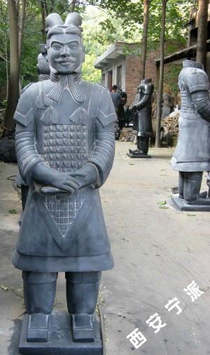 供應(yīng)陶馬工藝品 銅車馬復(fù)制品定制