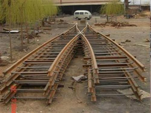 礦安供應(yīng)鐵路道岔 規(guī)格齊全品質(zhì)保障 礦用道岔 道岔礦用