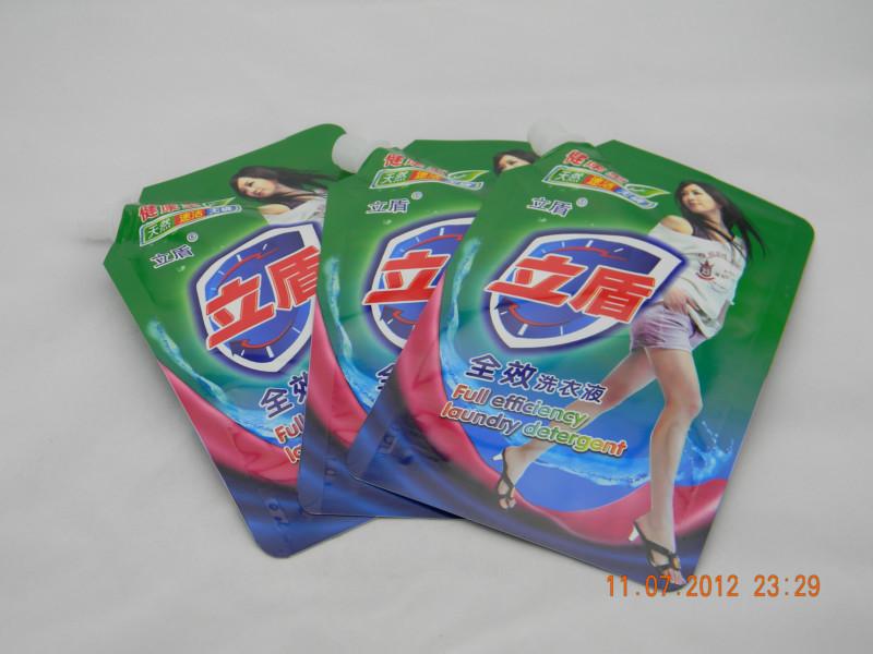 理家成洗衣液袋廠家直銷 自立吸嘴軟包裝供應