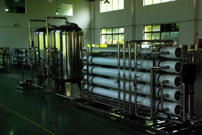 供應(yīng)車用尿素溶液生產(chǎn)設(shè)備